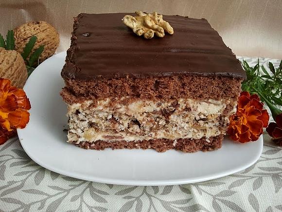 Ciasto z batonami Prince Polo, orzechami i czekoladą