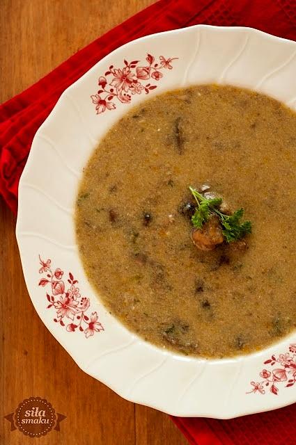 Zupa pieczarkowa