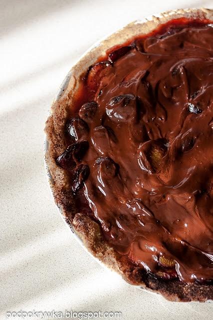 Tarta ze śliwkami i czekoladą
