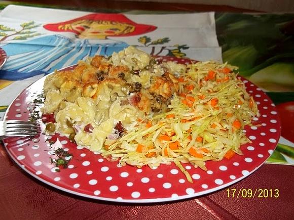 Tortellini w śmietanie z groszkiem i wędliną