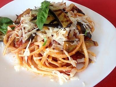 Pasta alla Norma na 4 porcje szybki przepis włoski