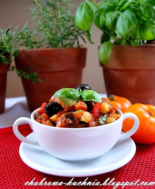 Ratatouille - warzywne danie obiadowe z ziołami