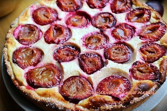 Tarta ze śliwkami i kremem waniliowym