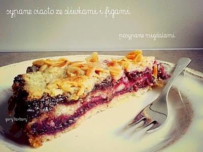 Ciasto bez zagniatania ze śliwkami, figami i migdałami