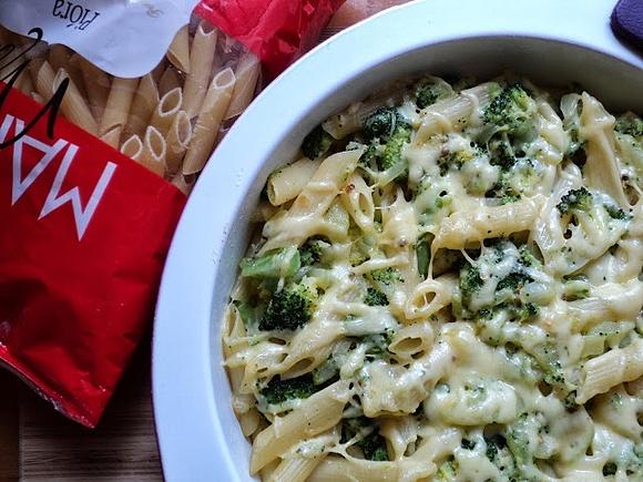 Penne na zielono z cukinią i bazylią