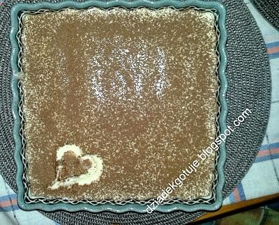 Słodziutkie tiramisu z wiśniówką