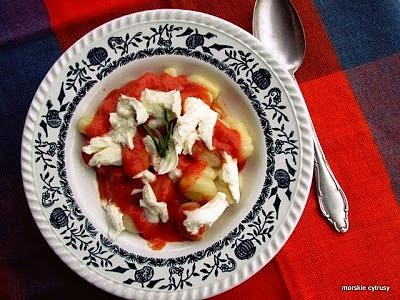 Kolejne zaskoczenie czyli dyniowe gnocchi z sosem pomidorowym i mozzarellą