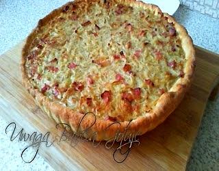 Tarta z cebulą na cieście drożdżowym