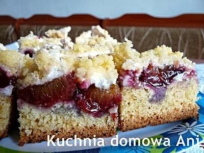 Ciasto ze śliwkami, bezą i kruszonką