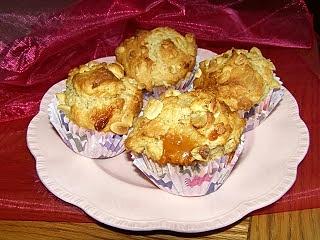 Muffinki z masłem orzechowym i krówkami