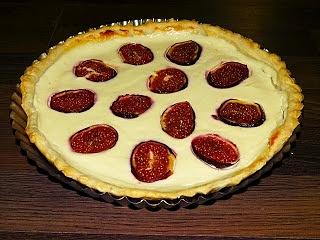 Francuska tarta serowa z figami