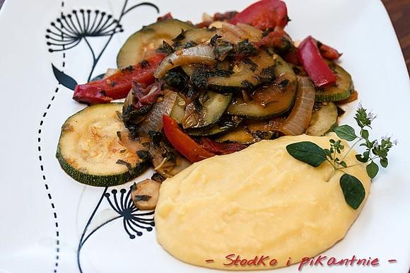 Polenta z warzywami
