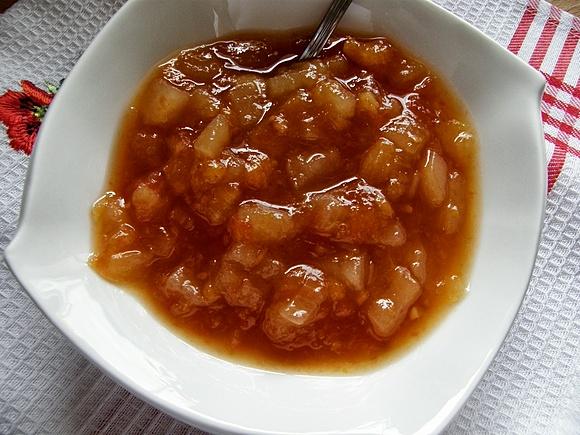 Chutney z gruszek i moreli