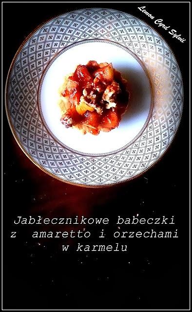 Jabłecznikowe babeczki z amaretto i orzechami w karmelu