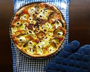 Tarta z bakłażanem pomidorem i kozim serem