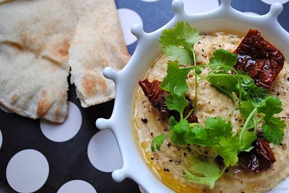 Hummus domowy z cieciorki i tahini