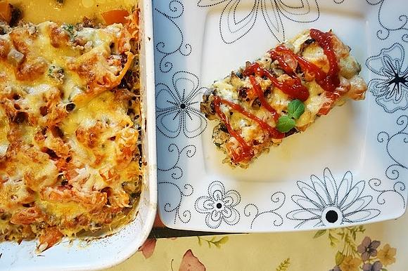 Mizza – mięsna pizza z mięsem mielonym