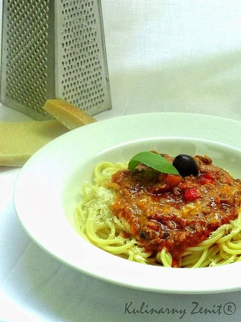 Spaghetti Bolognese - szybkie danie makaronowe