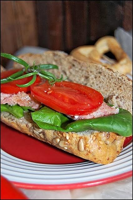 Kiełbasa domowa na kanapkę