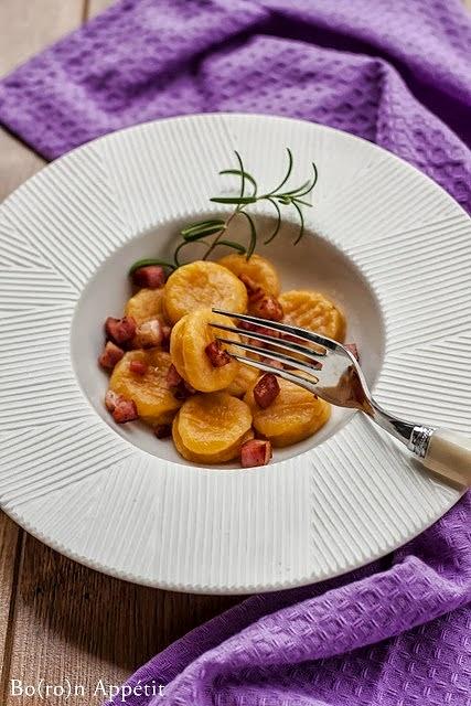 Gnocchi dyniowe z boczkiem i rozmarynem