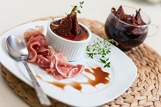 Wytrawna panna cotta z figami