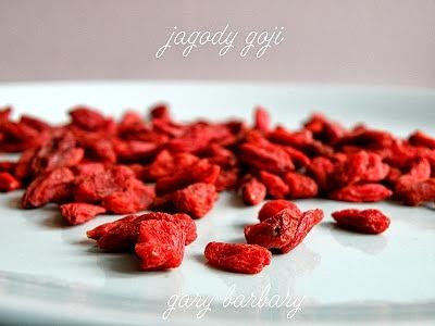 Czego nie wiesz o jagodach goji? Przepis na zdrowe ciasteczka