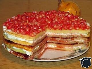 Tort naleśnikowy z granatem