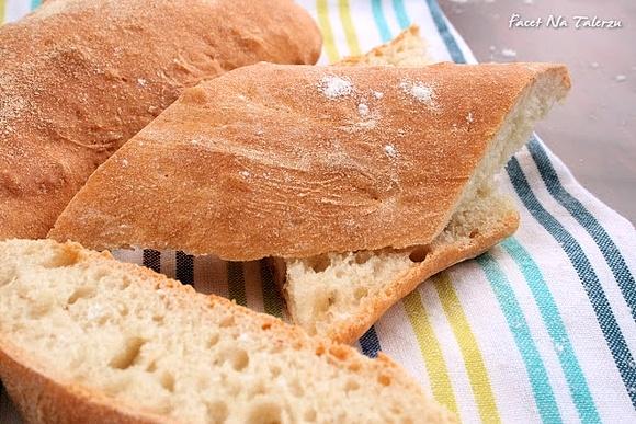 Ciabatta - najlepsza domowa receptura na pieczywo