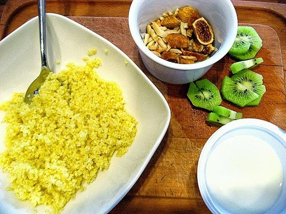 Jaglany mix na śniadanie zdrowe i sycące