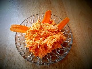 Marchew tarta z chrzanem