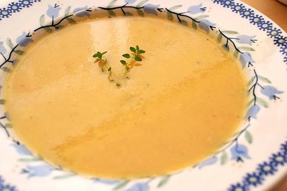 Rozgrzewająca grochówka kremówka