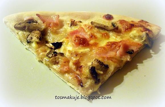 Pizza carbonara