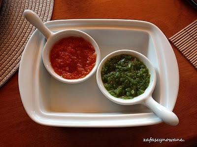 Kanaryjskie smaki sosy mojo rojo i mojo verde