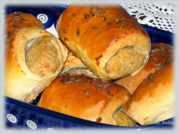 Paszteciki drożdżowe do barszczu