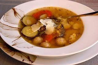 Zupa prezydencka z warzyw i pesto