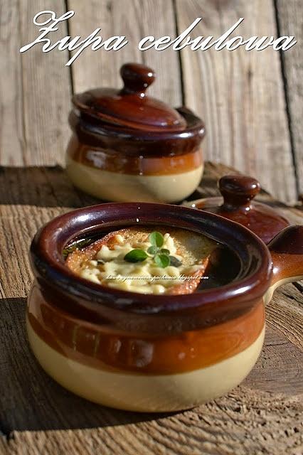Aromatyczna zupa cebulowa