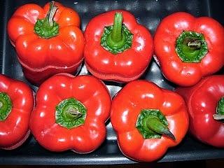 Papryka faszerowana ze szpinakiem i mozzarellą