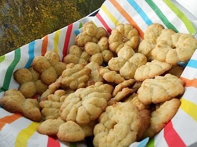 Kruche ciasteczka z maszynki