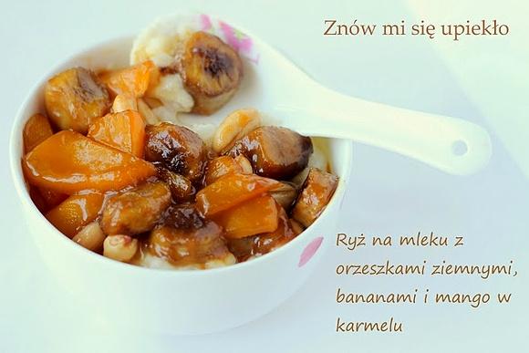 Ryż na mleku z orzeszkami ziemnymi, bananem i mangowym karmel