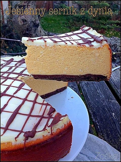 Sernik dyniowy na spodzie brownie
