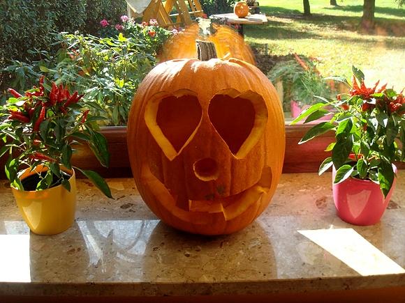 Jak wyciąć dynię na Halloween - wskazówki
