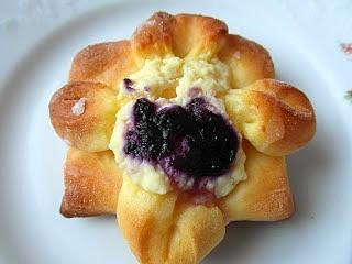 Drożdżówki kwiatuszki