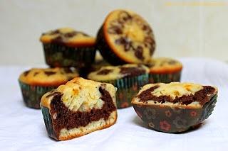 Pomarańczowo-kakaowe muffinki marmurkowe