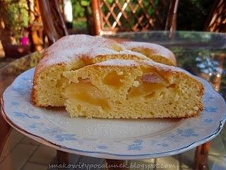 Błyskawiczne ciasto z gruszką w 5 minut