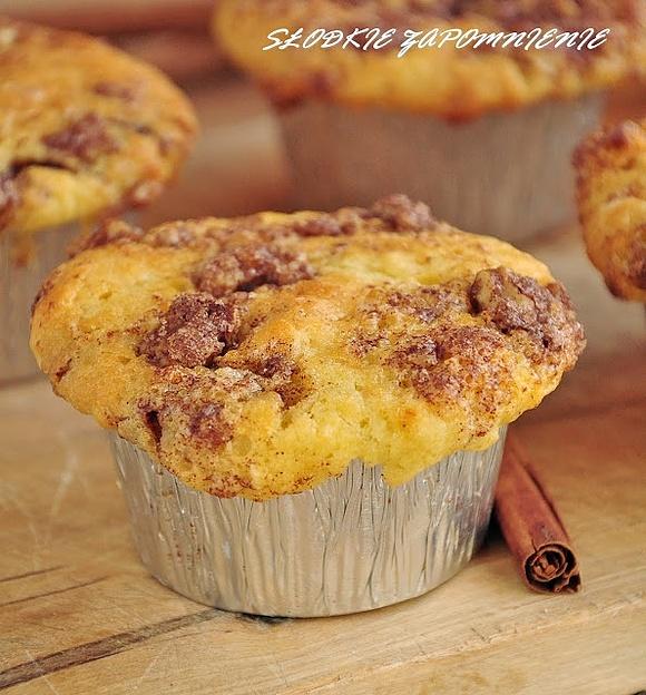 Orzechowo-cynamonowe muffinki z dużą ilością cynamonu