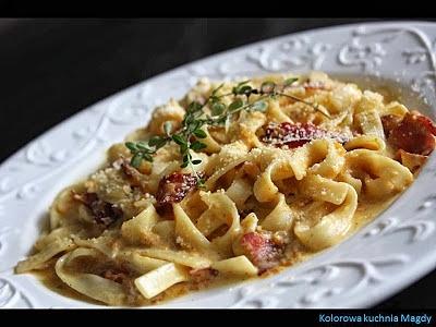 Tagliatelle z szynką szwarcwaldzką, dynią i kremowym sosem z pomarańczem