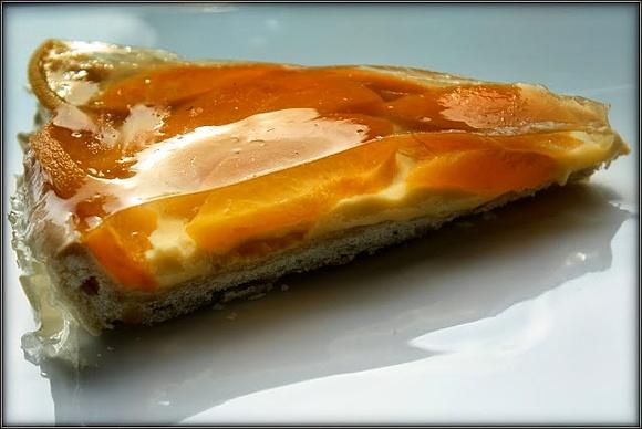 Tarta brzoskwiniowa z galaretką