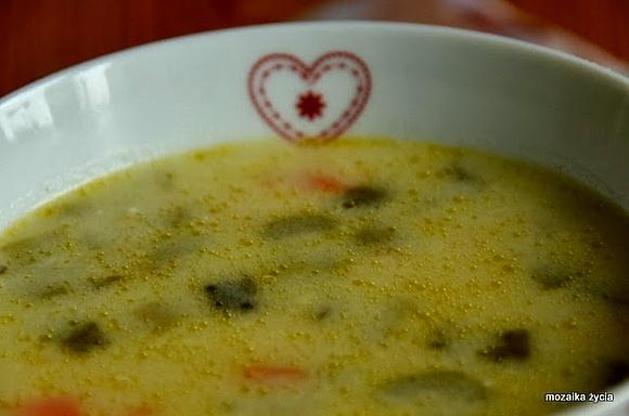 Zupa ogórkowa klasyczna domowa