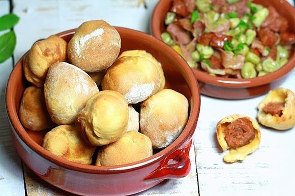 Tapas z chorizo