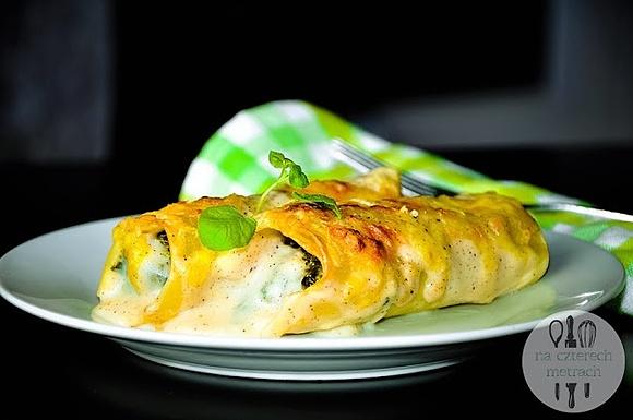 Canneloni ze szpinakiem i beszamelem